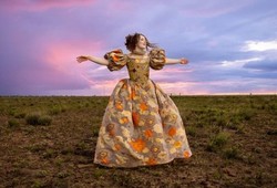 Tour thumb festival of outback opera